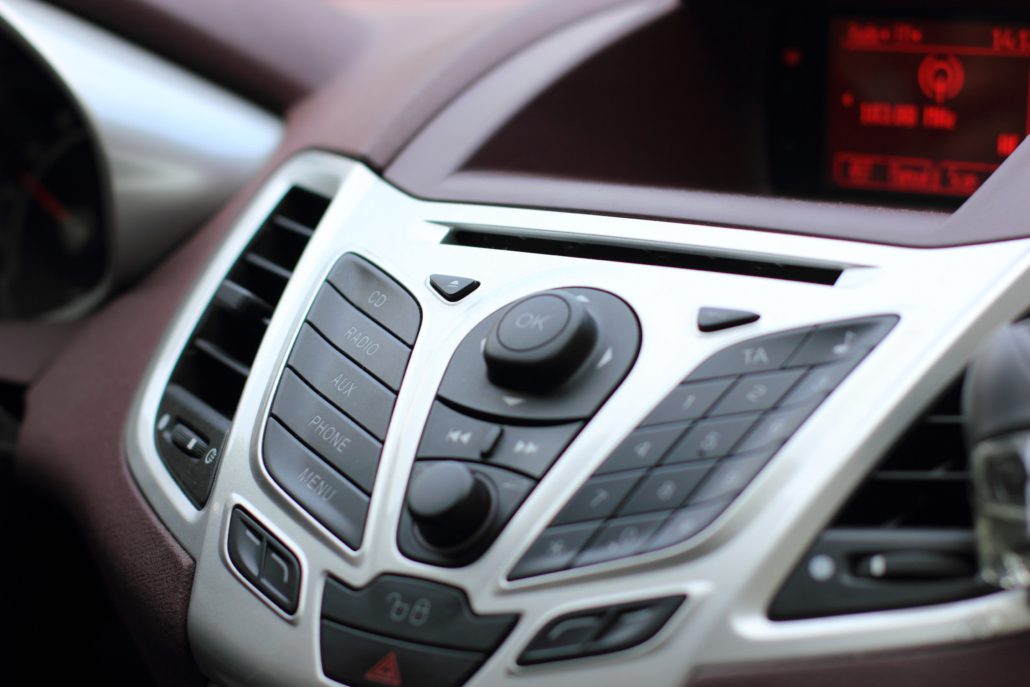 Tableau de bord voiture de luxe moderne